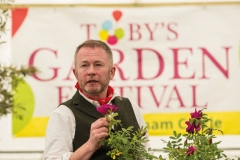 2017-04-28-Toby-Garden-Fest-Powderham-EdOvenden-165