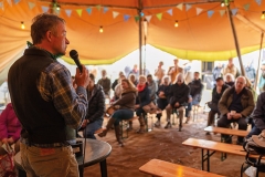 2018-04-28-Toby-Garden-fest-powderham-122